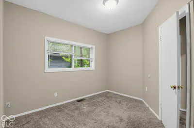 131 6th Avenue, Beech Grove - 7