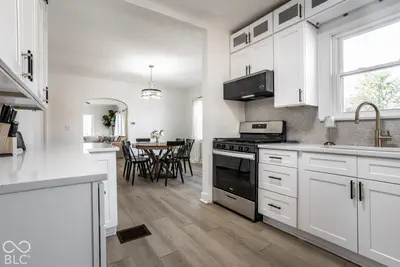 260 W 44th Street, Indianapolis - 20