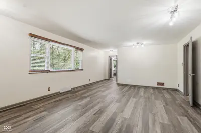 4750 Kessler Boulevard North Drive, Indianapolis - 25