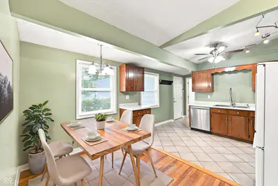 414 Sleepy Hollow Drive, Plainfield - 8