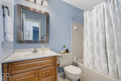 7867 Beanblossom Circle, Indianapolis - 24