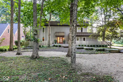 8385 Illinois Street, Indianapolis