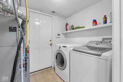 2055 Autumn Faith Way, Avon - 20