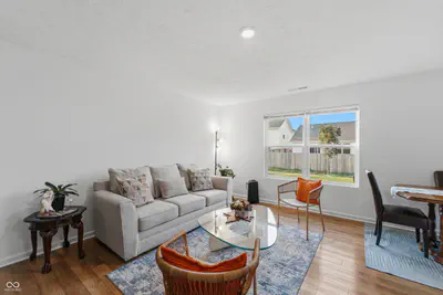281 Waters Edge, Pendleton - 18