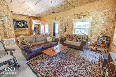 1405 Lakeside Drive, Spencer - 9