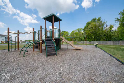 9214 Fitzgerald Drive, Indianapolis - 33