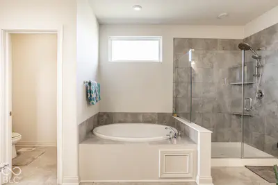 14723 Legacy Oaks Drive, Carmel - 26
