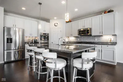 10155 Blue Ribbon Boulevard, Fishers - 8