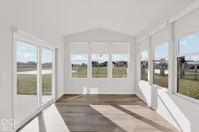 19060 Seaforth Way, Westfield - 44