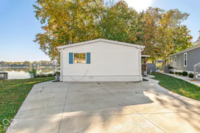 34 Blue Water Drive, Cicero - 48