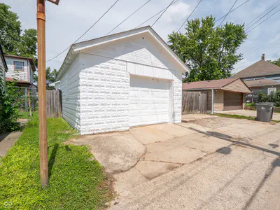 947 Bradbury Avenue, Indianapolis - 44