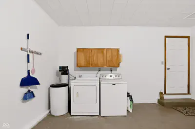 8223 U S 35 Highway, Losantville - 31