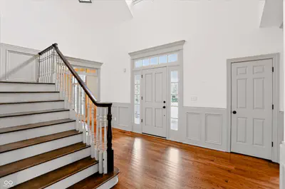 8437 500, Zionsville - 7