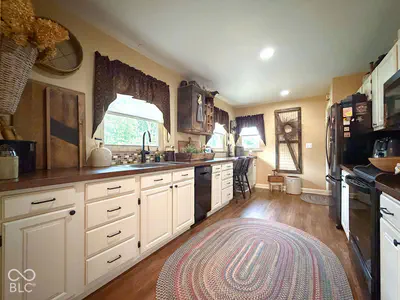 721 Maplecrest Avenue, Kokomo - 19