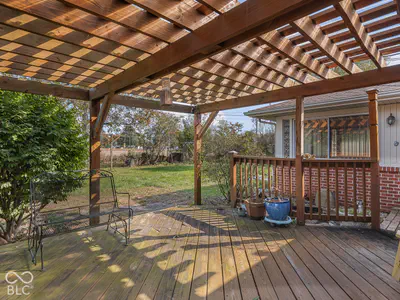 9008 Carriage Lane, Pendleton - 30
