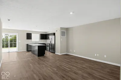 2729 Pointe Harbor Drive, Indianapolis - 3