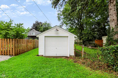 6117 Crittenden Avenue, Indianapolis - 34