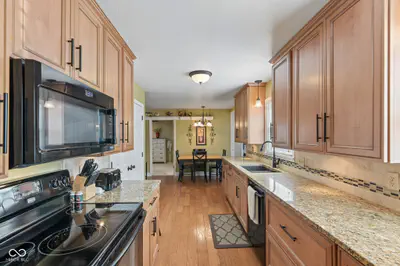 1024 Auman Drive, Carmel - 21