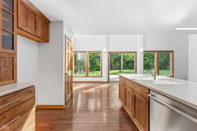 4200 County Road 1000, Hope - 11