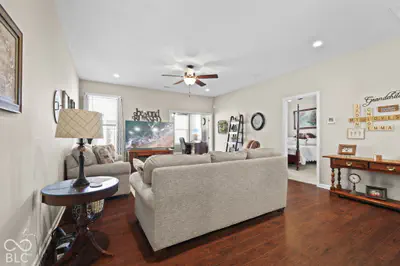 1212 Blackthorne, Plainfield - 10