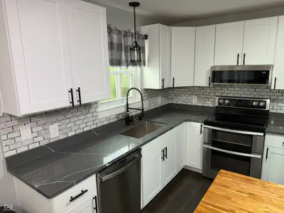 5026 Clay Creek Lane, Plainfield - 19