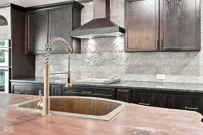 8671 Kinman Drive, Nineveh - 3