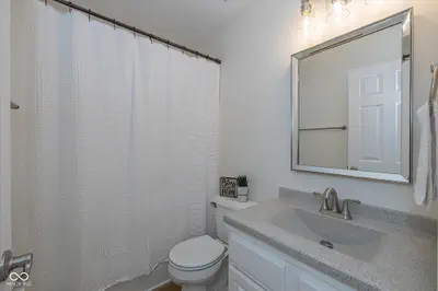 6129 Green Glade Drive, Whitestown - 17