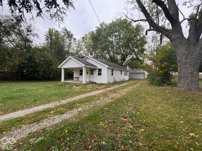 411 Spencer Drive, Alexandria - 2