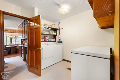 925 Oakwood Lane, Paoli - 28