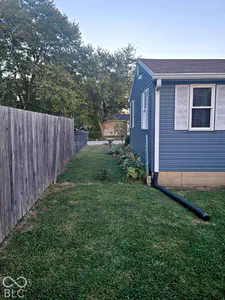 5553 N Clover Elm Drive, Fairland - 5
