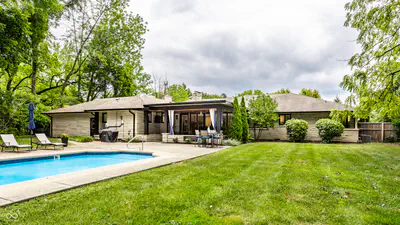 7576 Meridian Street, Indianapolis - 55