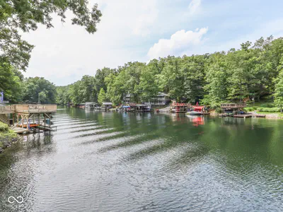 6250 Grosbeak Court, Nineveh - 27