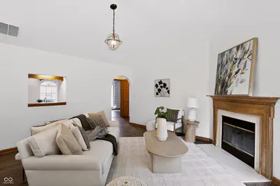 10680 Ashview Drive, Fishers - 9