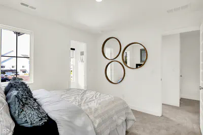 8127 Honeysuckle Court, Pendleton - 26