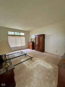 9750 Colonial Drive, Carmel - 18