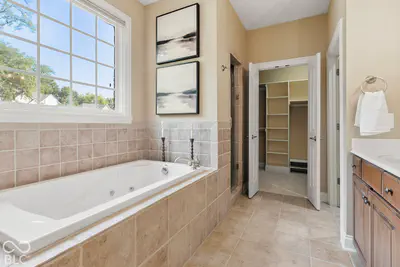 10041 Wading Crane Avenue, Fishers - 24