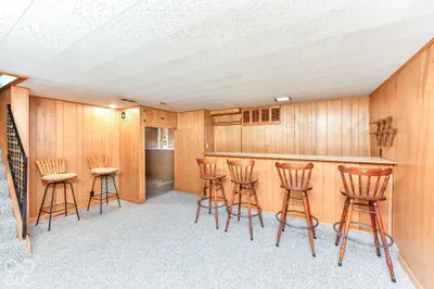 690 High Street, Middletown - 26