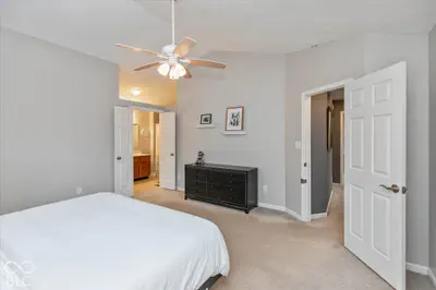 10676 Northhampton Drive, Fishers - 16