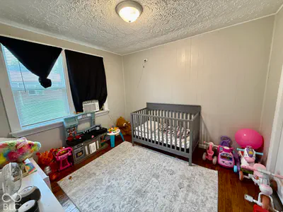 635 High Street, Versailles - 19