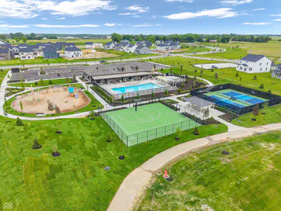 15881 Showdown Road, Noblesville - 43