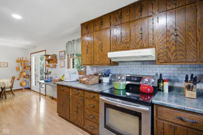 1170 W Base Road, North Vernon - 20