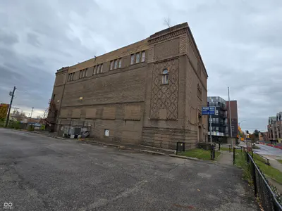 2201 Central Avenue, Indianapolis - 5