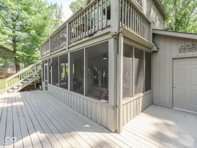 6250 Grosbeak Court, Nineveh - 18