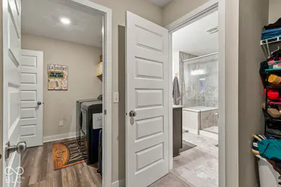 10549 Vermillion, Fortville - 37