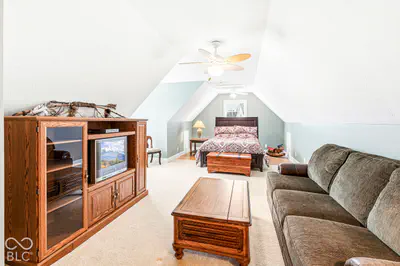 734 Hanover Close, Zionsville - 44