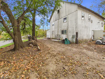 2942 200 East Road, Anderson - 18