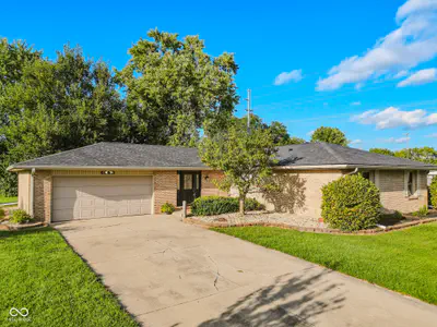 4860 Woodcrest Drive, Columbus - 28