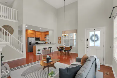 2065 Rhettsbury Street, Carmel - 3