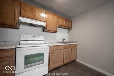 3736 Meridian Street, Indianapolis - 11
