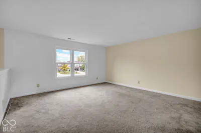 7807 Fox Glen Drive, Indianapolis - 17